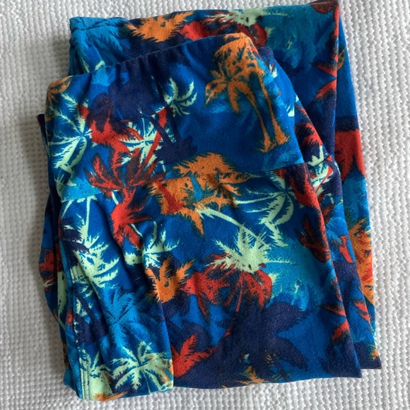 EUC LLR Leggings Tropical Print - Picture 2 of 2